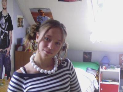 hadiiiiiiiiiiiiik 3la nisrine en faite joueux saint-valentin a ziiiiiiiiiiin d f�s